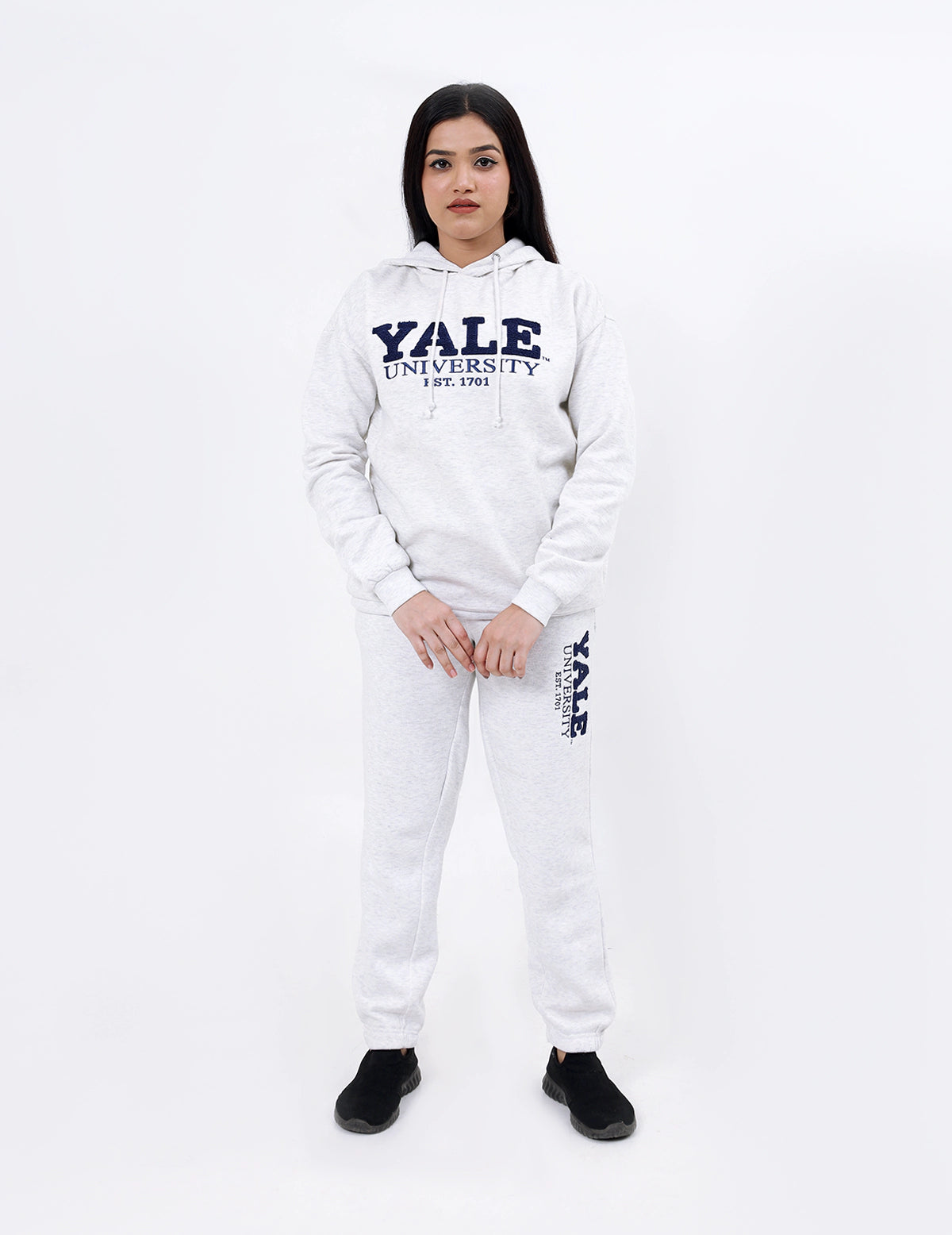 Women&#39;s Gray Yale Tracksuit Set